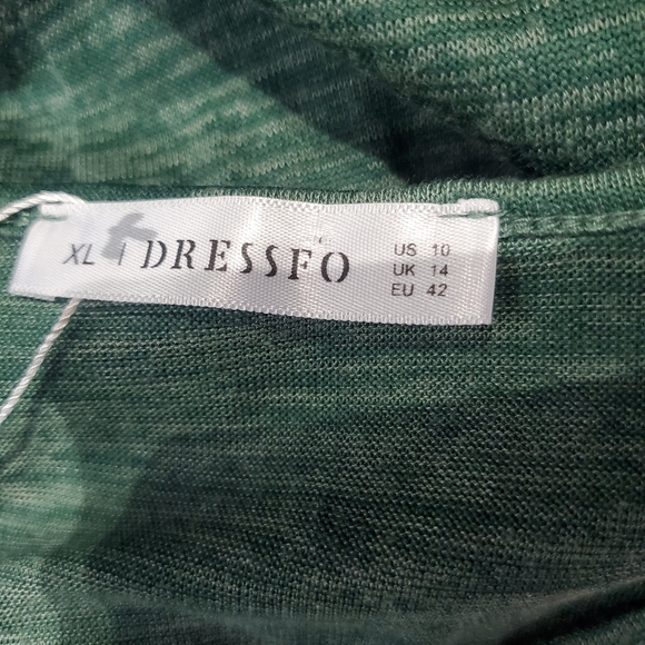 Dress M/L NEW - Picture 11 of 11